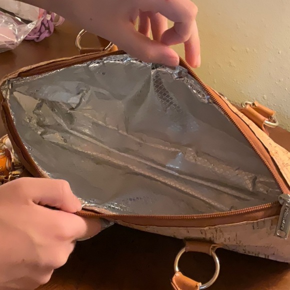 Faux Cork Insulated Wine Tote - Picture 8 of 8